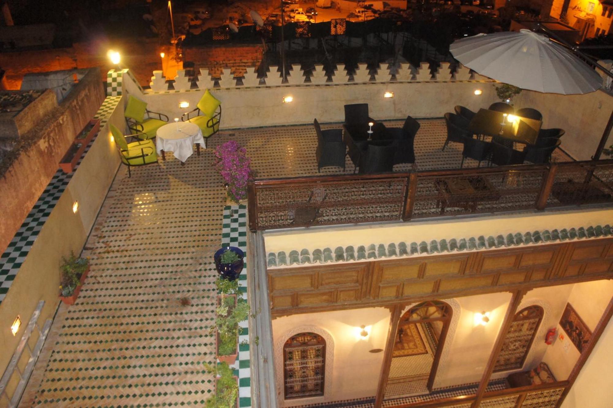 Riad Les Remparts De Fes Luaran gambar