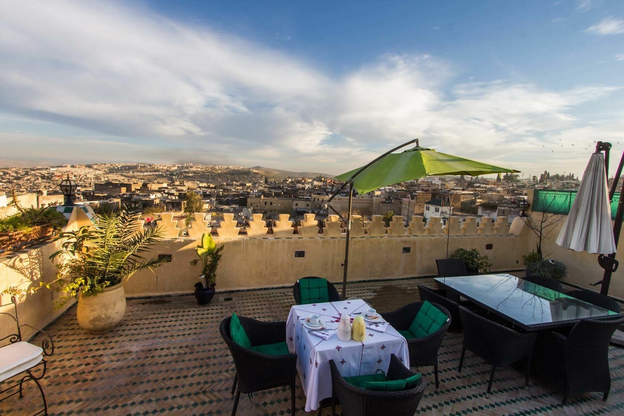Riad Les Remparts De Fes Luaran gambar