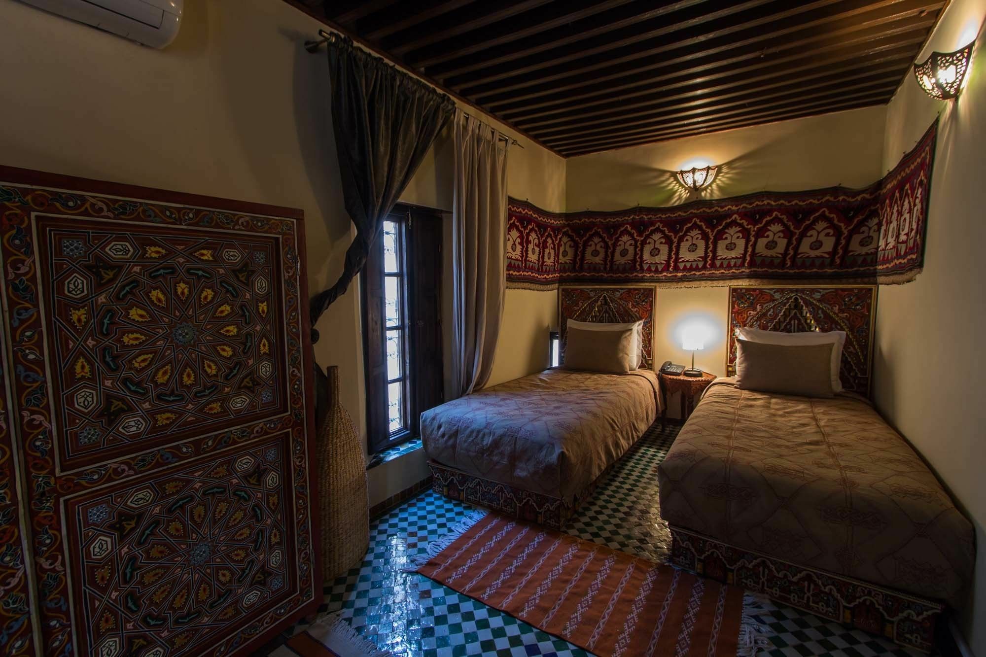 Riad Les Remparts De Fes Luaran gambar