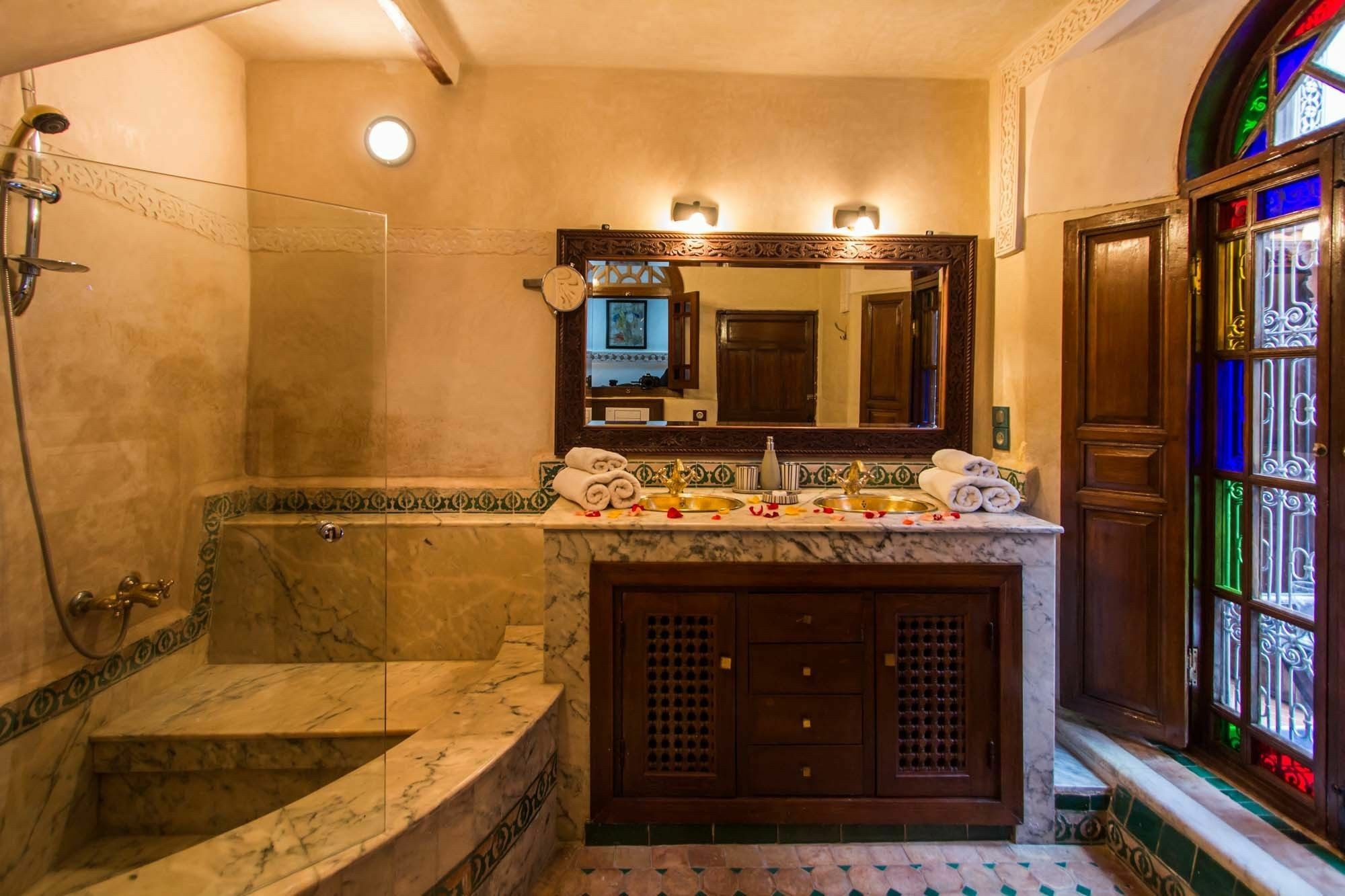 Riad Les Remparts De Fes Luaran gambar